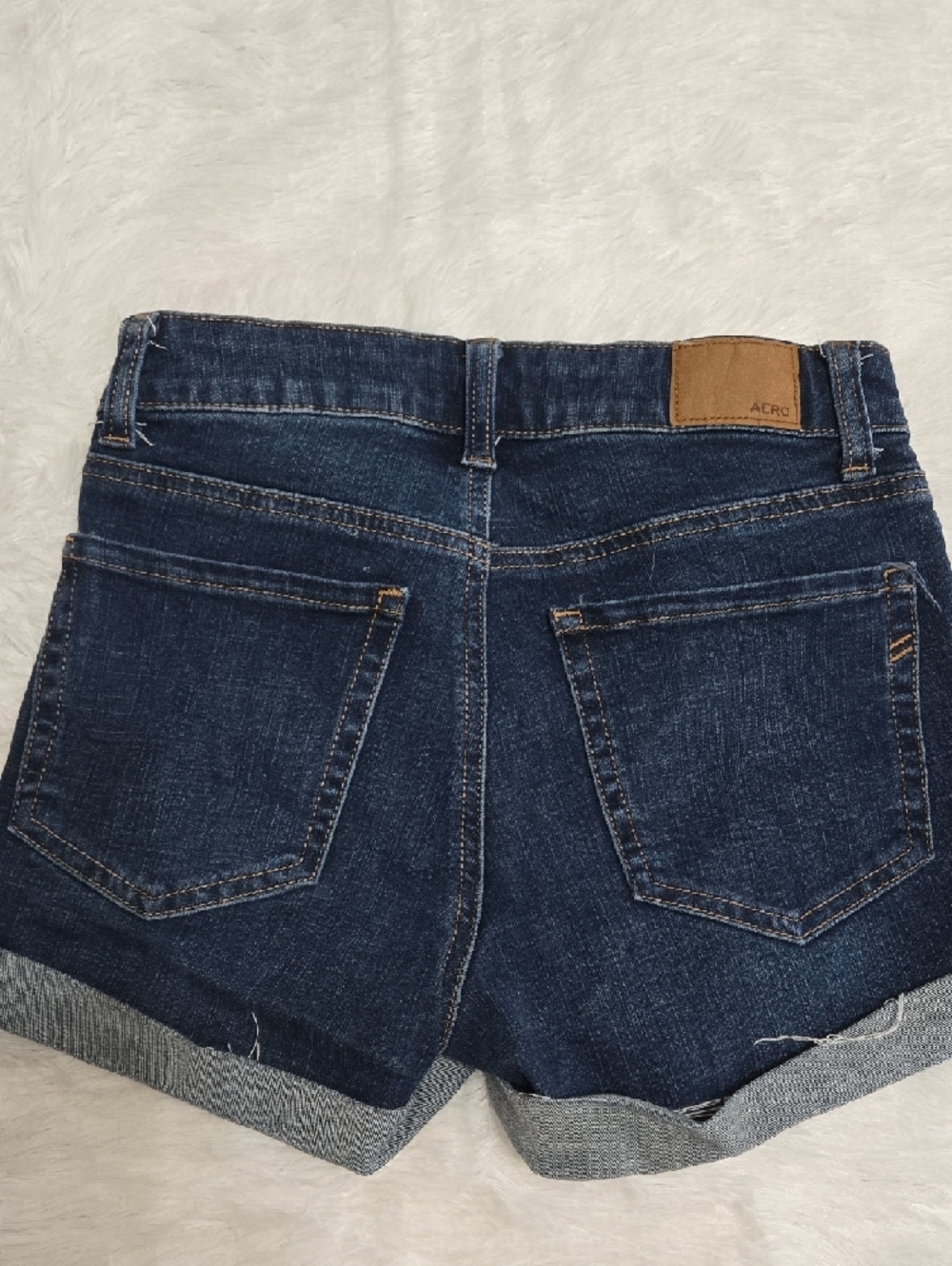 Aeropostale Women's Dark Indigo Denim Rolled Hem Shorts - Picture 4 of 6